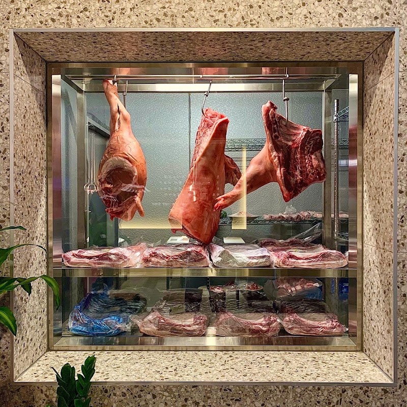 Yeongdong Geujip interior or signature dish